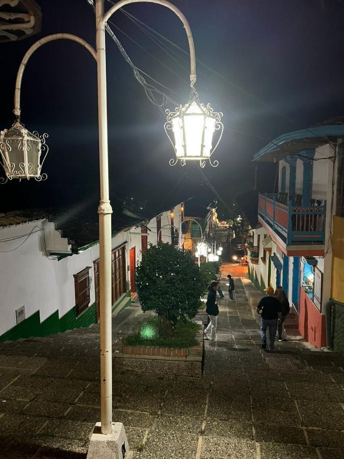 Spanglish Colombia Hotel Херико Екстериор снимка