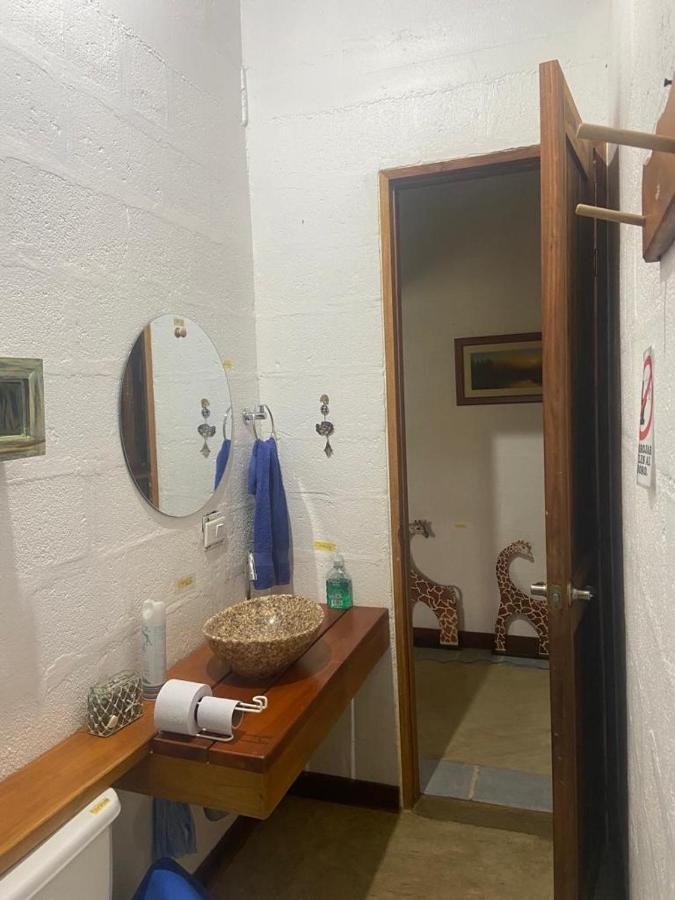Spanglish Colombia Hotel Херико Екстериор снимка