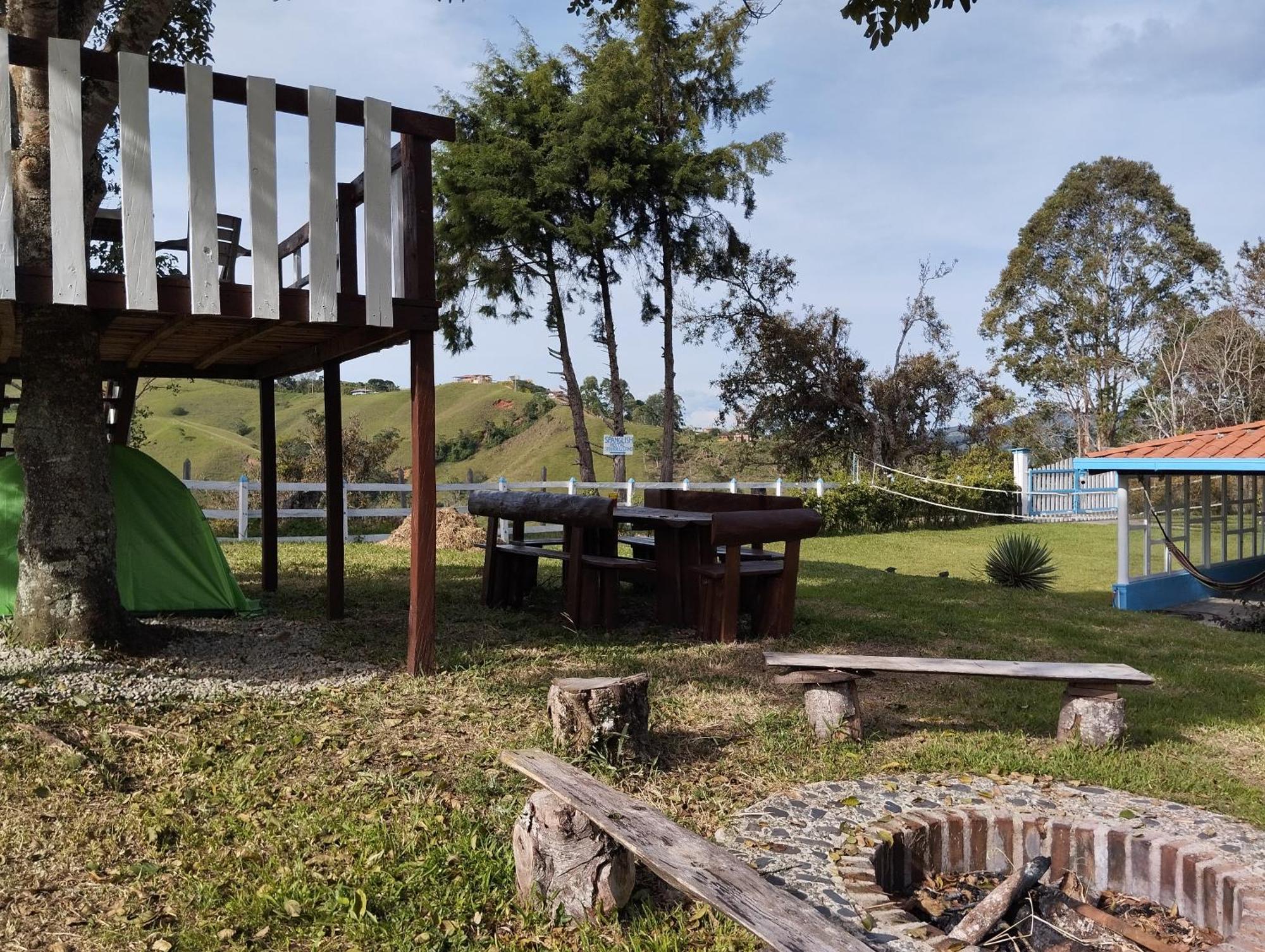 Spanglish Colombia Hotel Херико Екстериор снимка